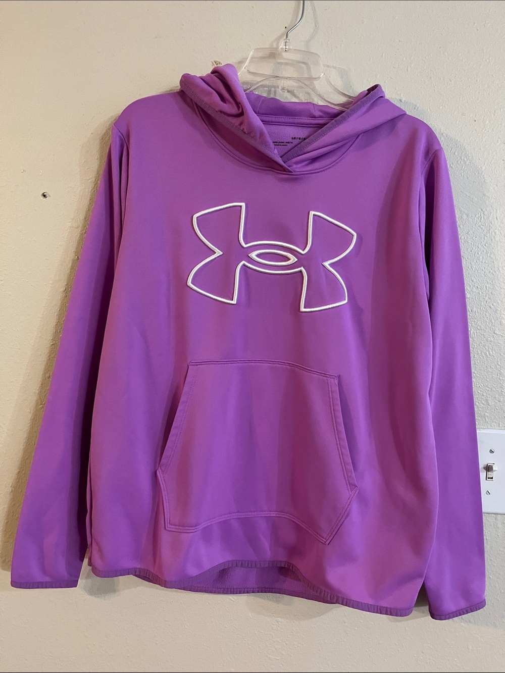 Under Armour Lavender Pullover Hoodie with White L - Picture 1 of 4